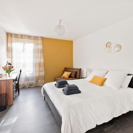 Les Logis De Marcoussis Apartment Екстериор снимка