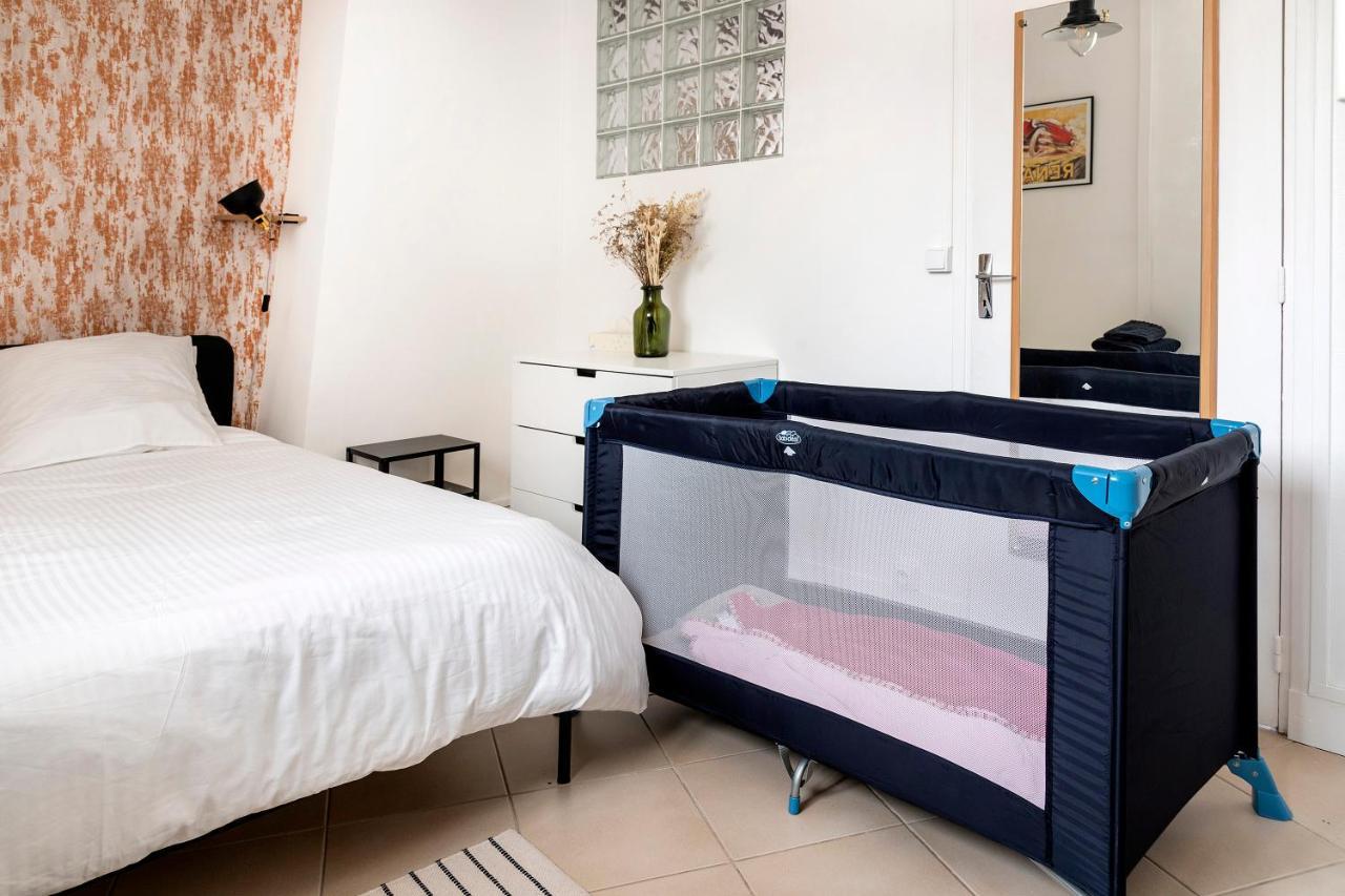 Les Logis De Marcoussis Apartment Екстериор снимка