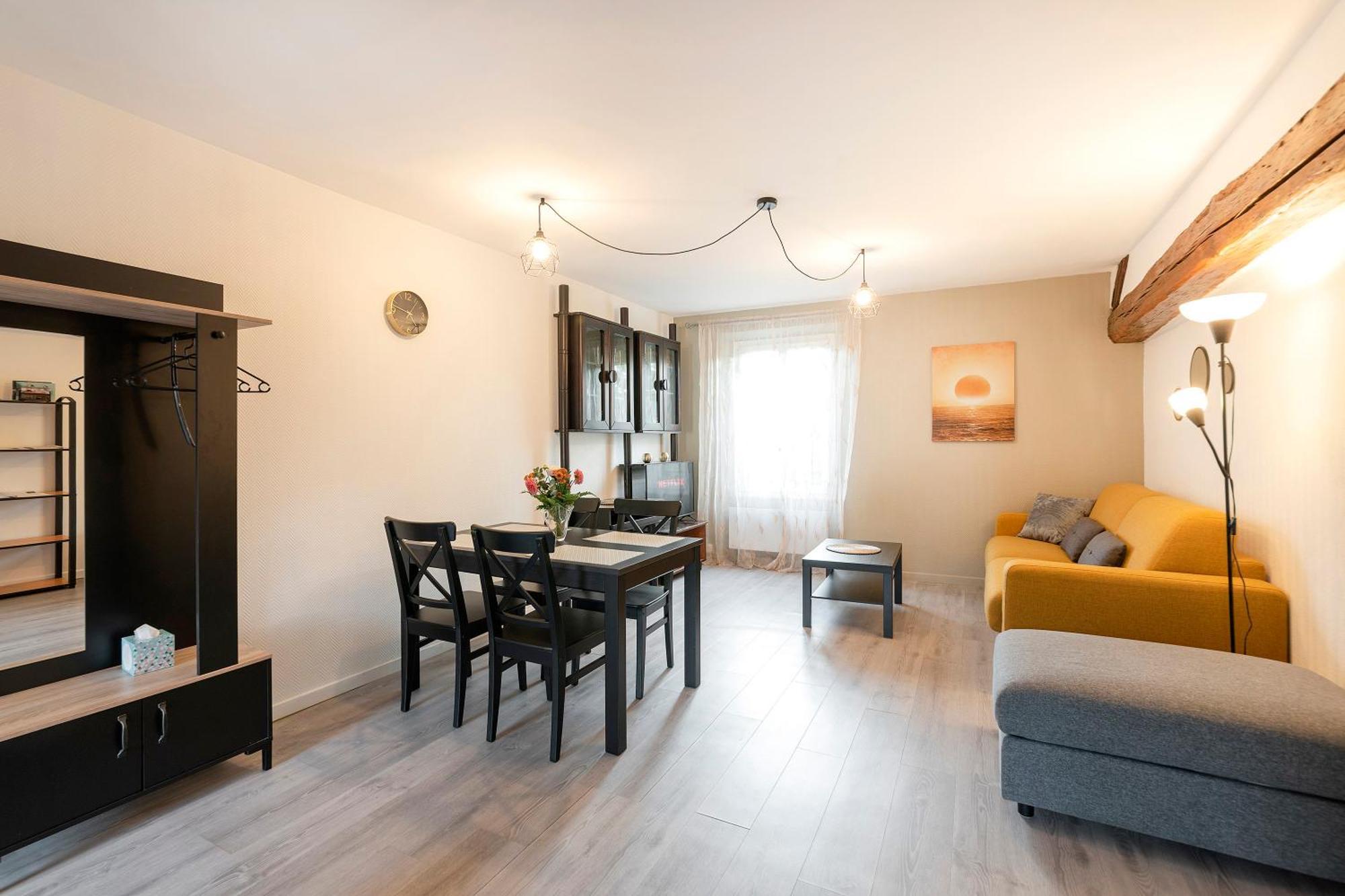 Les Logis De Marcoussis Apartment Екстериор снимка